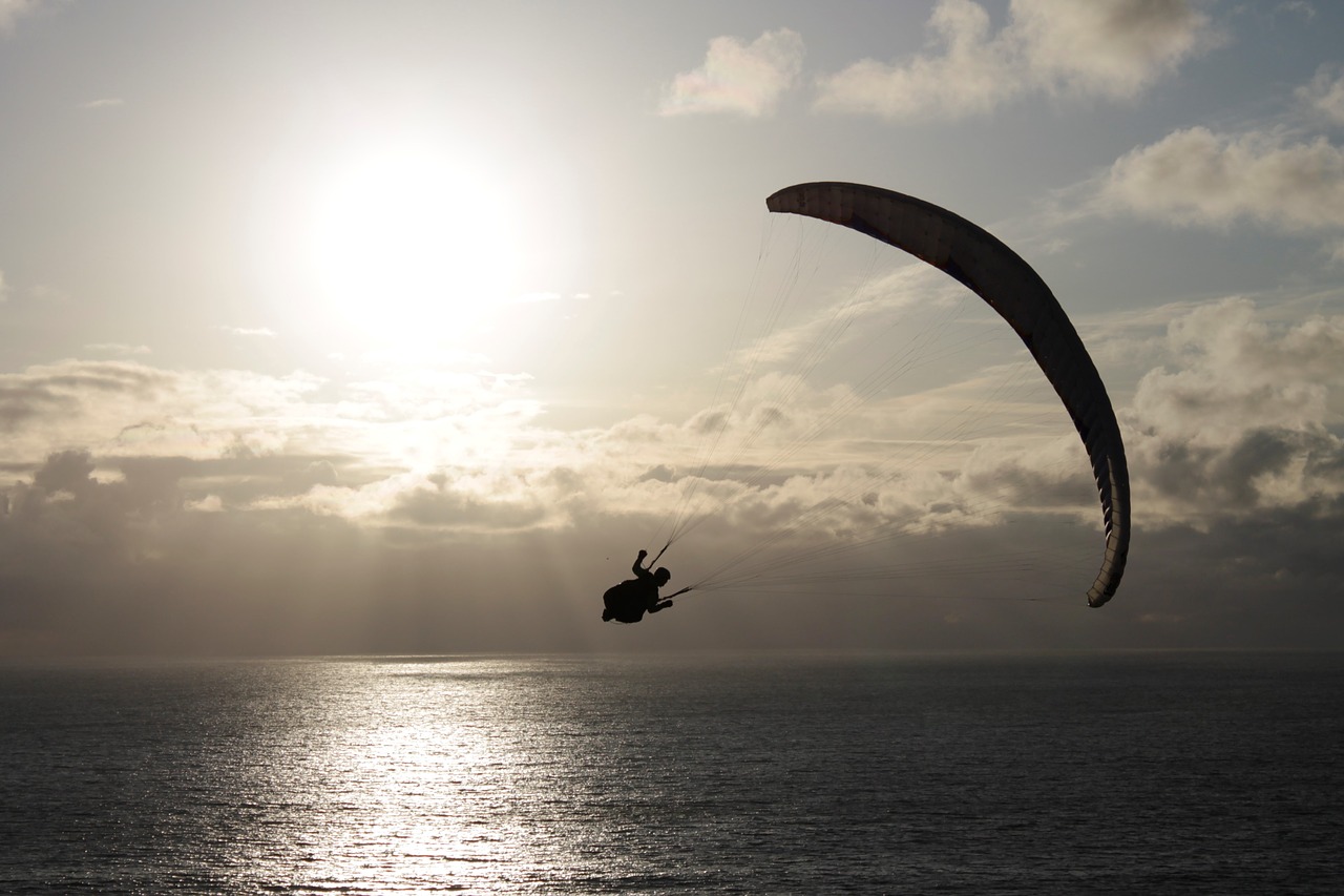 paragliding, planer, mountains